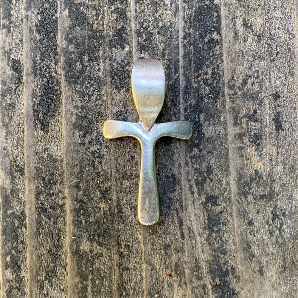 Sterling silver vintage cross pendant